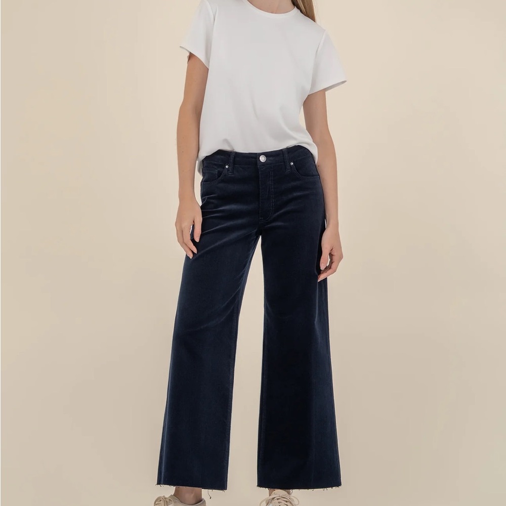 Kut from the Kloth High Rise Meg Fab Ab Wide Leg Dark Blur Corduroy Pant